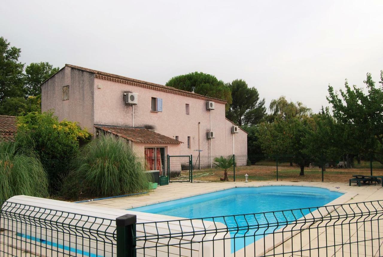 L'Oustau Dei Sol Apartment Monteux Exterior photo